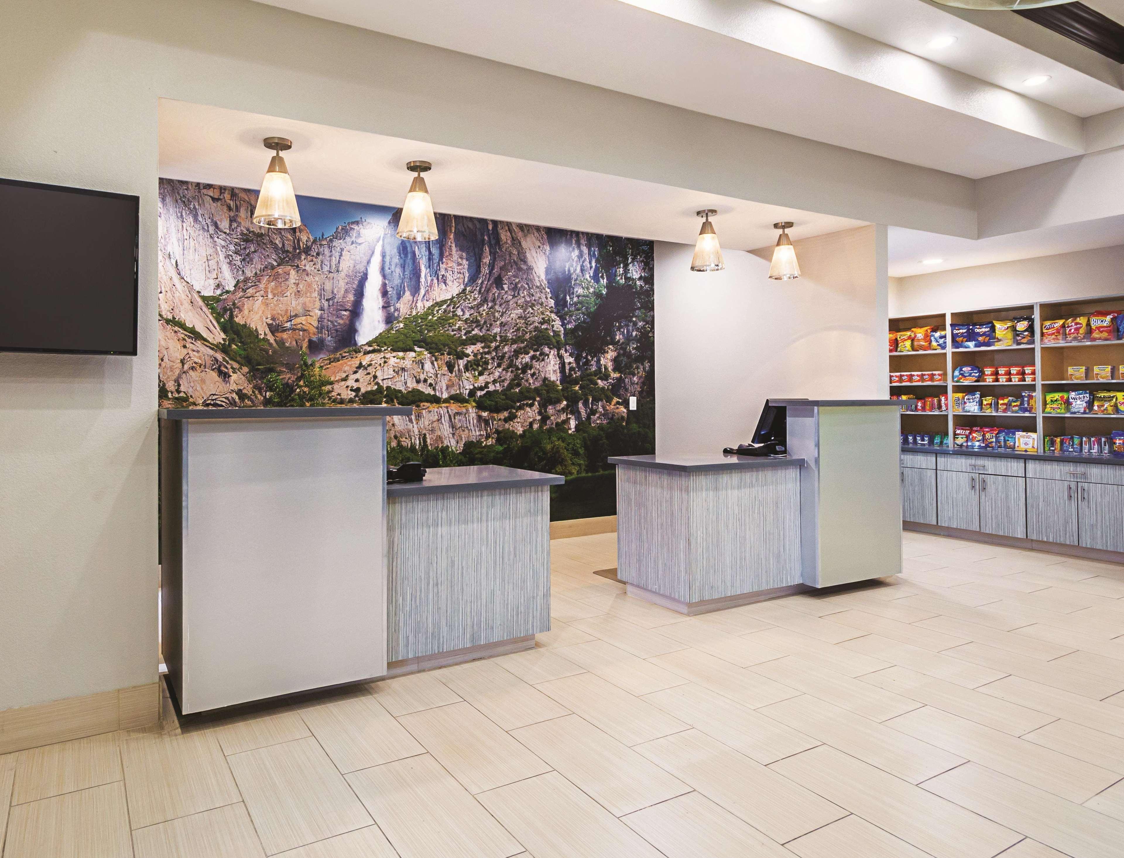 弗雷斯诺西北拉金塔旅馆及套房酒店 外观 照片